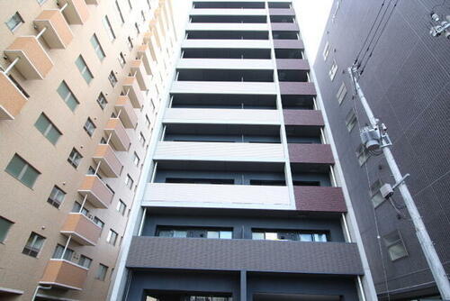 新潟県新潟市中央区米山３丁目 10階建