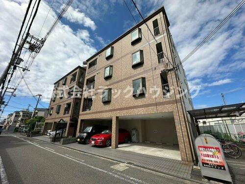 大阪府守口市梶町１丁目 4階建