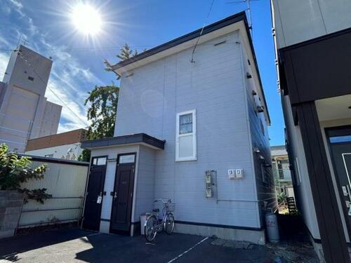 北海道旭川市十条通９丁目 賃貸アパート