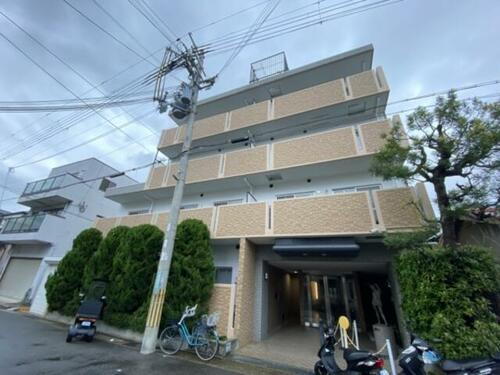 ミモザの館 5階建