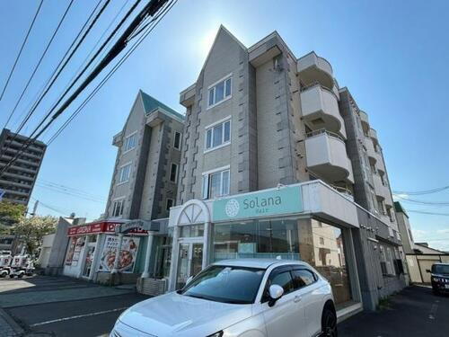 サントアリオ・デ旭川 4階建