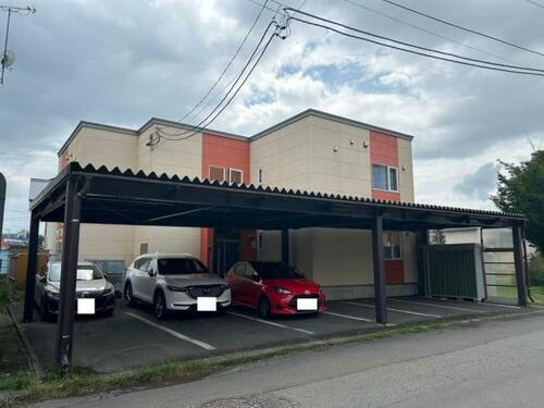 北海道旭川市緑町１３丁目 賃貸アパート