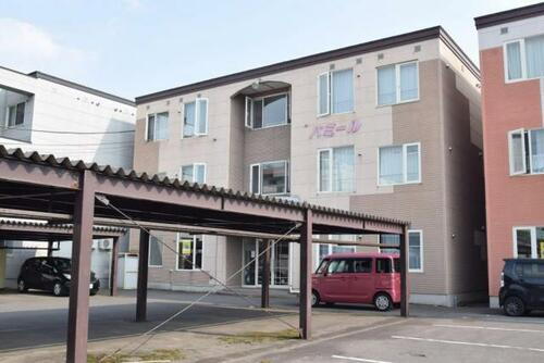 パミール 3階建