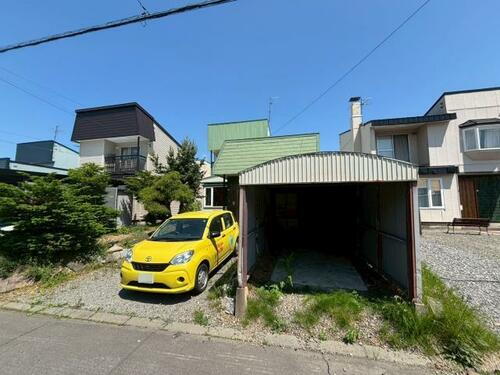 東旭川南１－１貸家 2階建