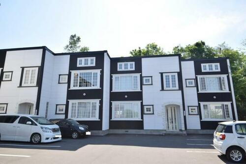 ルアンＡ 2階建