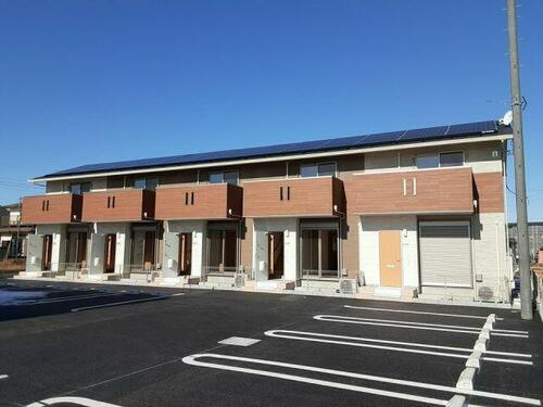 茨城県稲敷郡阿見町中央２丁目 テラスハウス