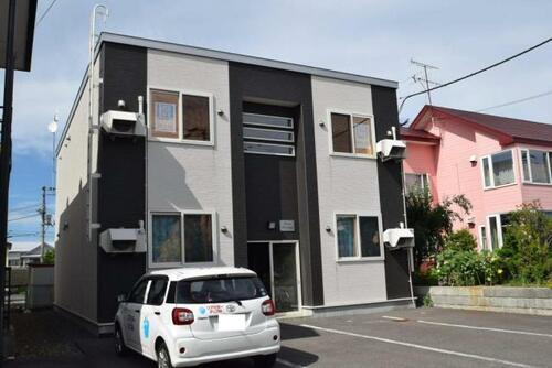 ＣＡＳＡ　ＬＥＳＳＡＧＥ（カーサレサージュ）