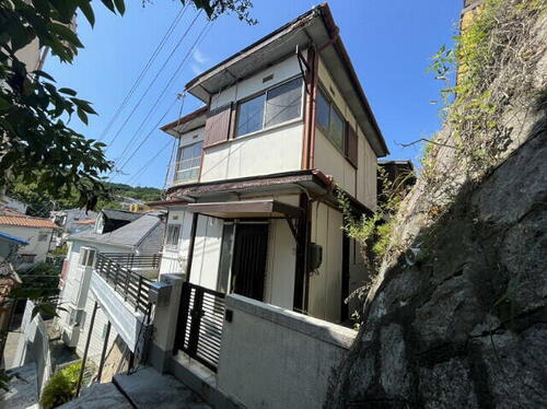 鈴蘭台東町３丁目戸建 2階建