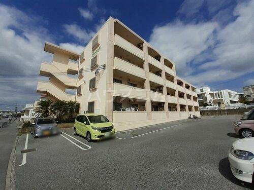 沖縄県中頭郡読谷村字喜名 賃貸マンション