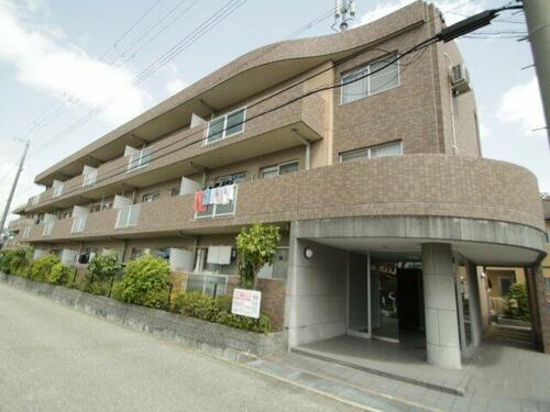 兵庫県宝塚市安倉南４丁目 賃貸マンション