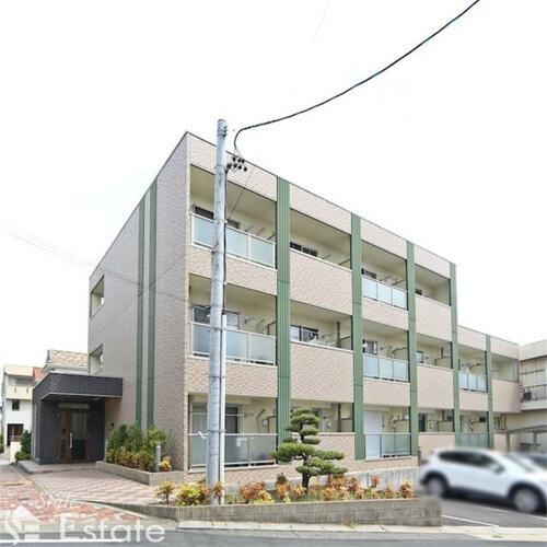 愛知県名古屋市名東区西山本通１丁目 3階建