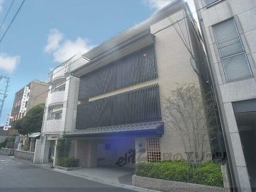 京都府京都市下京区間之町通花屋町下る天神町 築18年7ヶ月 4階建