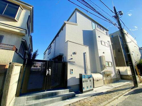 ＬＡＵＬＥ　ＫＩＣＨＩＪＯＪＩ 3階建