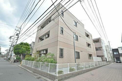 グリーンテラス　タマ 3階建