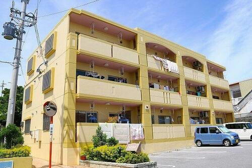 沖縄県中頭郡読谷村字楚辺 賃貸マンション