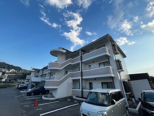 ８７ｇ　アーバン・ドミール皆賀 3階建