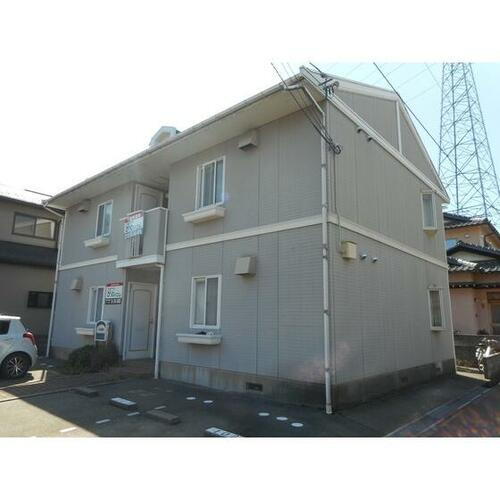 ローリエ 2階建