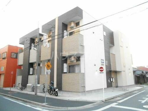 愛知県名古屋市熱田区青池町２丁目 築10年9ヶ月 2階建