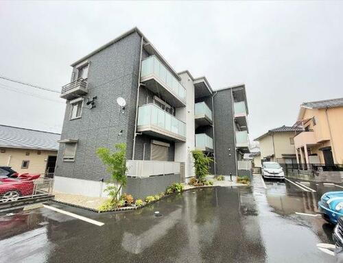 福岡県北九州市八幡東区祇園１丁目 3階建 築3年11ヶ月