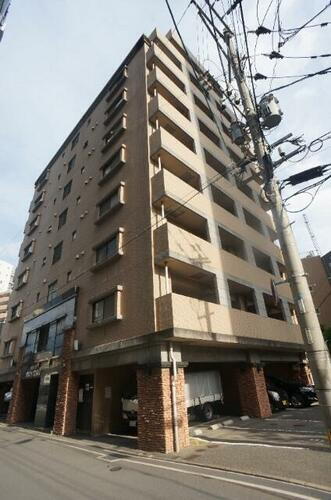 福岡県福岡市博多区住吉３丁目 10階建
