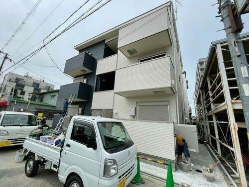 大阪府藤井寺市道明寺２丁目 3階建 築2年3ヶ月