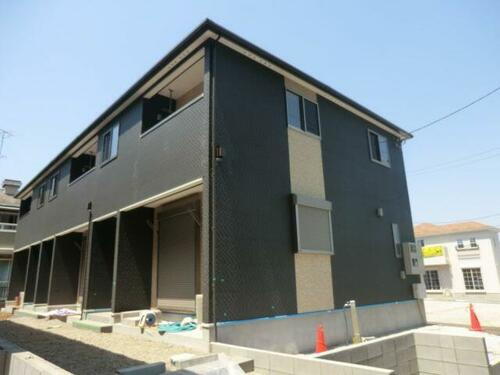 埼玉県さいたま市緑区大字三室 テラスハウス