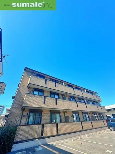 コリド黒田Ｂ棟 3階建