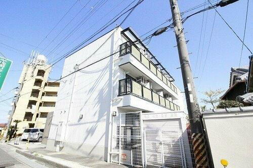 大阪府河内長野市木戸西町１丁目 3階建