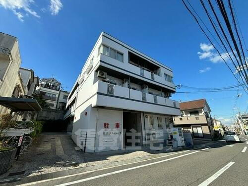 大阪府堺市東区西野 3階建