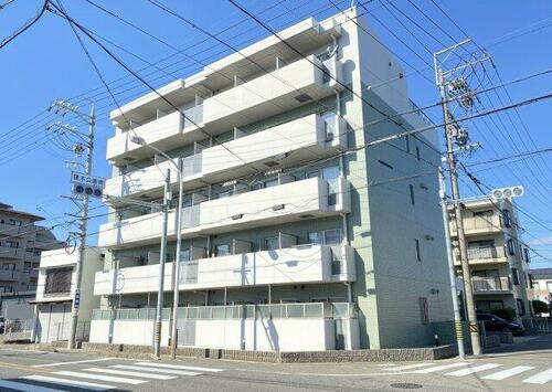 フィオーレ関田 5階建