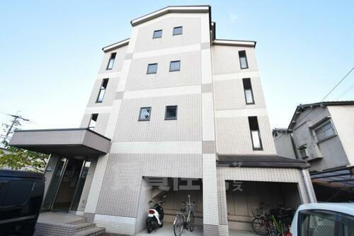 大阪府堺市東区日置荘西町７丁 4階建