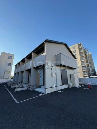 埼玉県鴻巣市栄町 テラスハウス