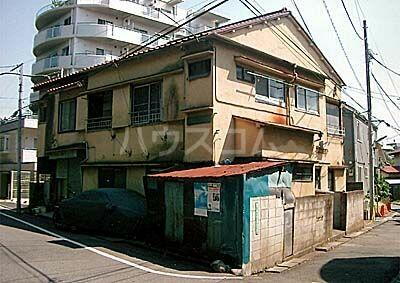 東京都世田谷区下馬１丁目 築50年7ヶ月 2階建