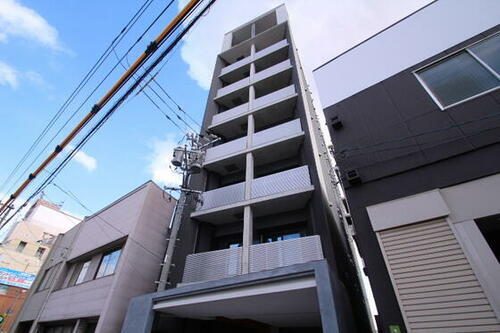Ｌ’ｓ東荒神 8階建