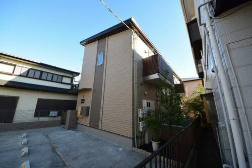 Ｃｒｅｓｔ　Ｖｉｌｌａ 2階建