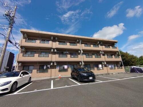 静岡県浜松市中央区根洗町 3階建