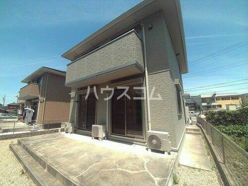 愛知県岡崎市上六名３丁目 2階建 築15年1ヶ月