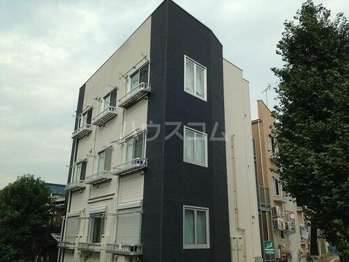 神奈川県横浜市神奈川区入江１丁目 築12年8ヶ月 3階建