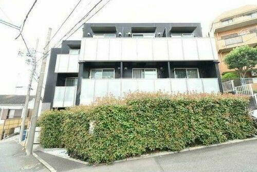 神奈川県横浜市港北区仲手原１丁目 築12年4ヶ月 3階建