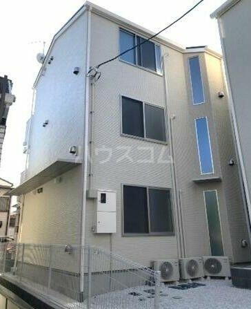 神奈川県横浜市神奈川区大口仲町 築7年9ヶ月 3階建