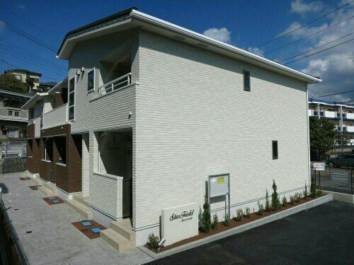 静岡県三島市徳倉２丁目 2階建 築7年11ヶ月