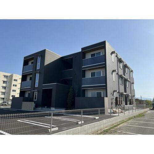Ｄ－Ｇｒａｎｄｅ婦中 3階建