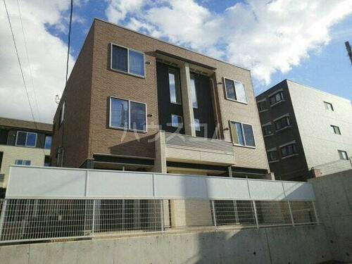 愛知県名古屋市緑区亀が洞２丁目 3階建 築12年4ヶ月