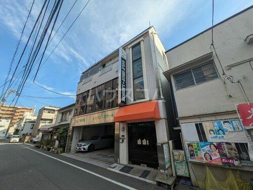 東京都北区神谷２丁目 賃貸マンション