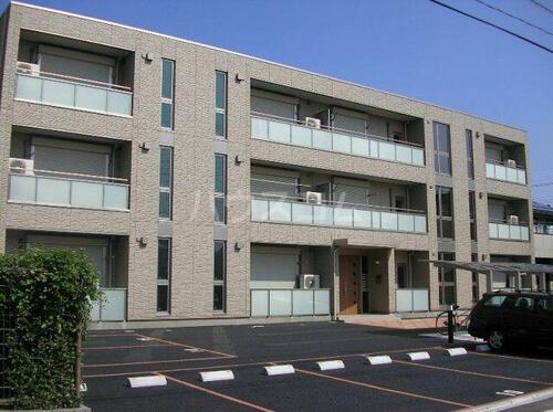 グランデュール橋本 3階建