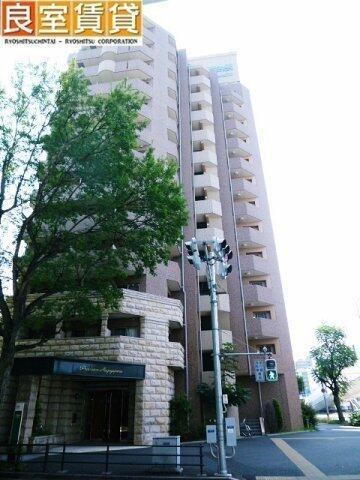プレサンス名古屋城前 地上13階地下1階建