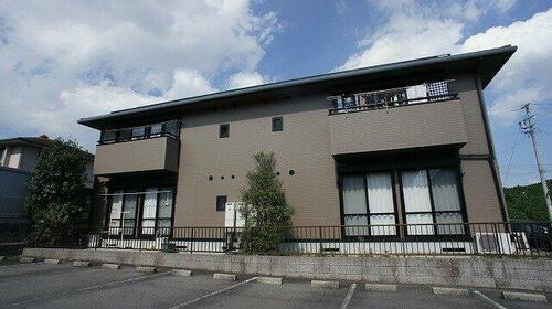 三重県鈴鹿市高岡台３丁目 賃貸アパート