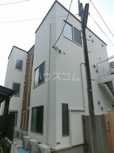 東京都葛飾区東金町３丁目 3階建 築8年6ヶ月