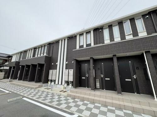 フェリーチェカーサ 2階建