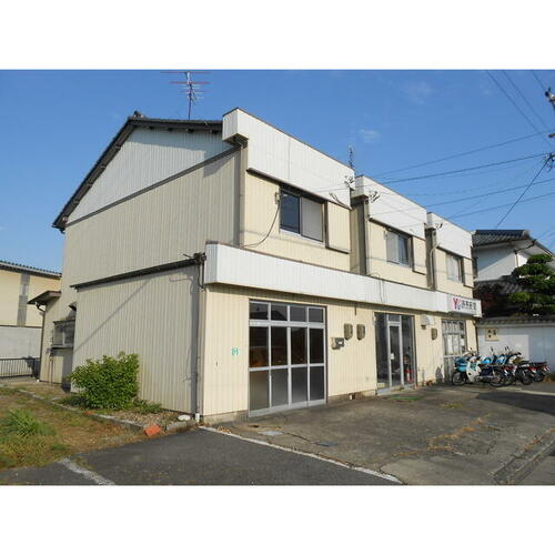 仏生寺堀田店舗付住居 2階建